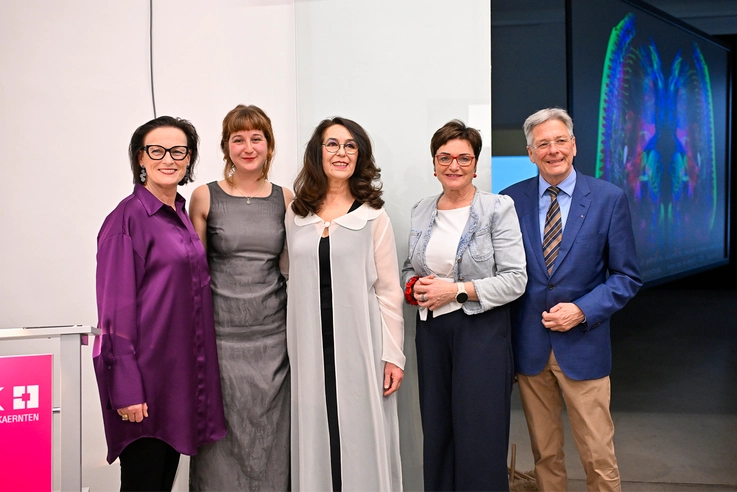 Dir.Mag. Christine Wetzlinger-Grundnig, Vega und Regina Hübner, LR.in Dr.in Beate Prettner LH Dr. Peter Kaiser. Dir.Mag. Christine Wetzlinger-Grundnig, Vega und Regina Hübner, LR.in Dr.in Beate Prettner LH Dr. Peter Kaiser.